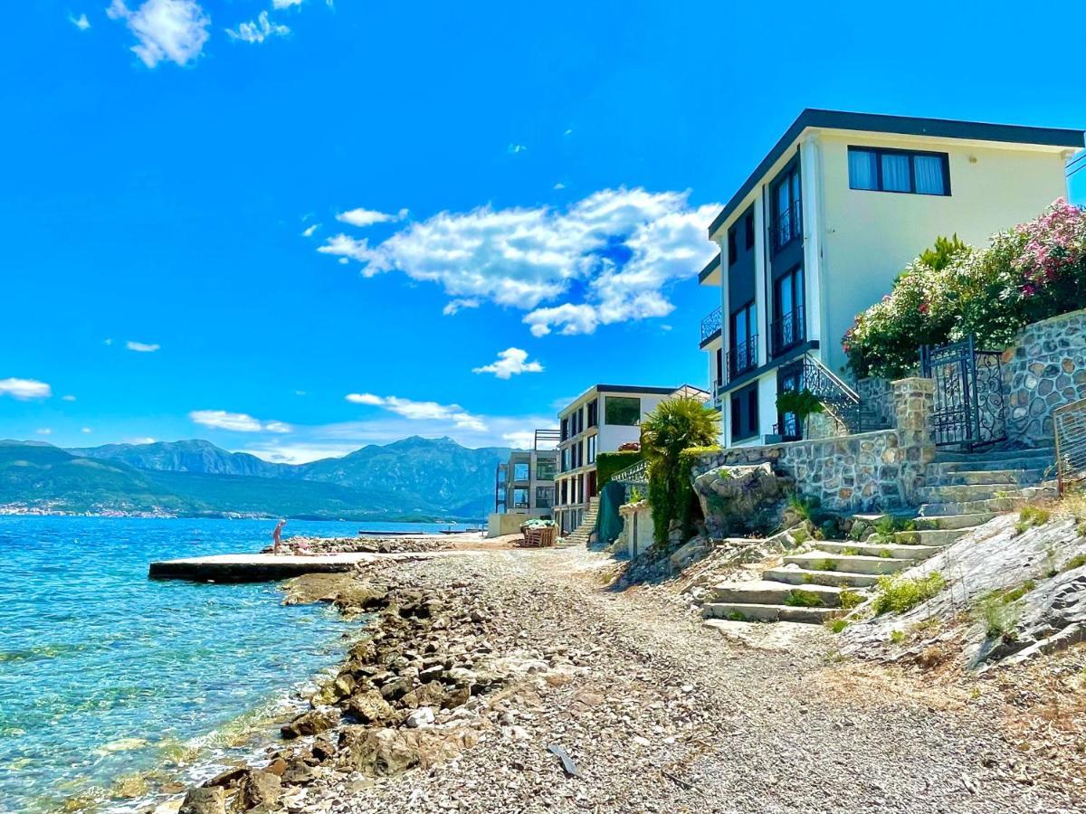 Beachfront Villa Pearl Of Adria Krasići Buitenkant foto