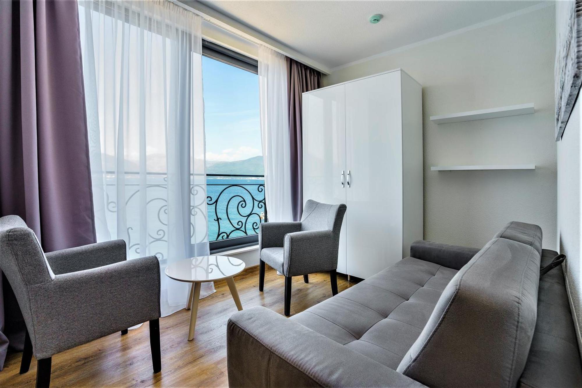 Beachfront Villa Pearl Of Adria Krasići Buitenkant foto